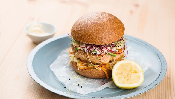 Zdrowe i szybkie w przygotowaniu zamienniki fast foodów