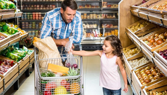 5 podstawowych zasad, których należy przestrzegać podczas wspólnych zakupów z dzieckiem