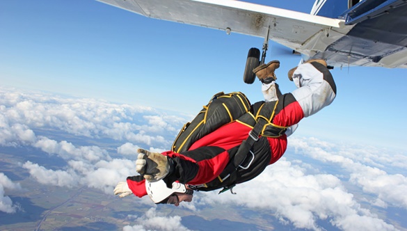 ABC skoków ze spadochronem – czy jest się czego bać?
