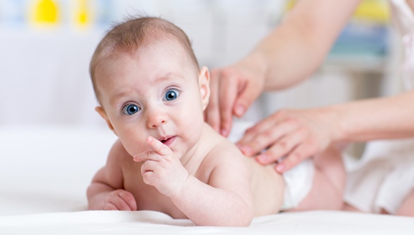 AZS: zasady prawidłowej pielęgnacji skóry z zapaleniem atopowym u niemowlaka 